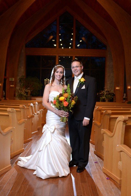 Beautiful couple at Thunderbird Chapel #thunderbirdchapel #normanoklahoma #wedding