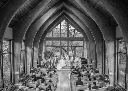 Amazing chapel for an intimate wedding #thunderbirdchapel #normanoklahoma #wedding
